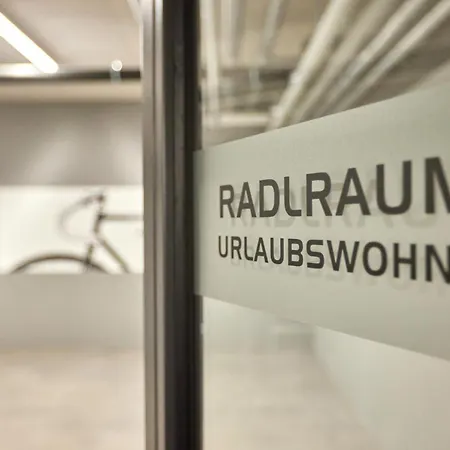 Bergcrystal * גרמיש-פרטנקירכן